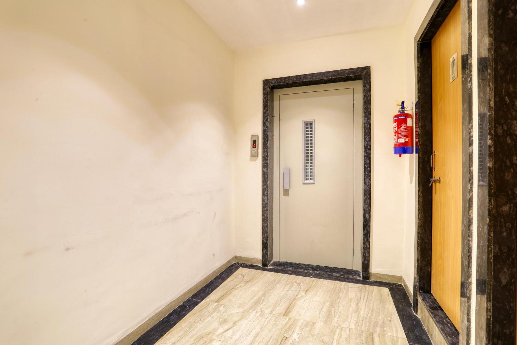 Soonstay Hotel Konark Indore Esterno foto
