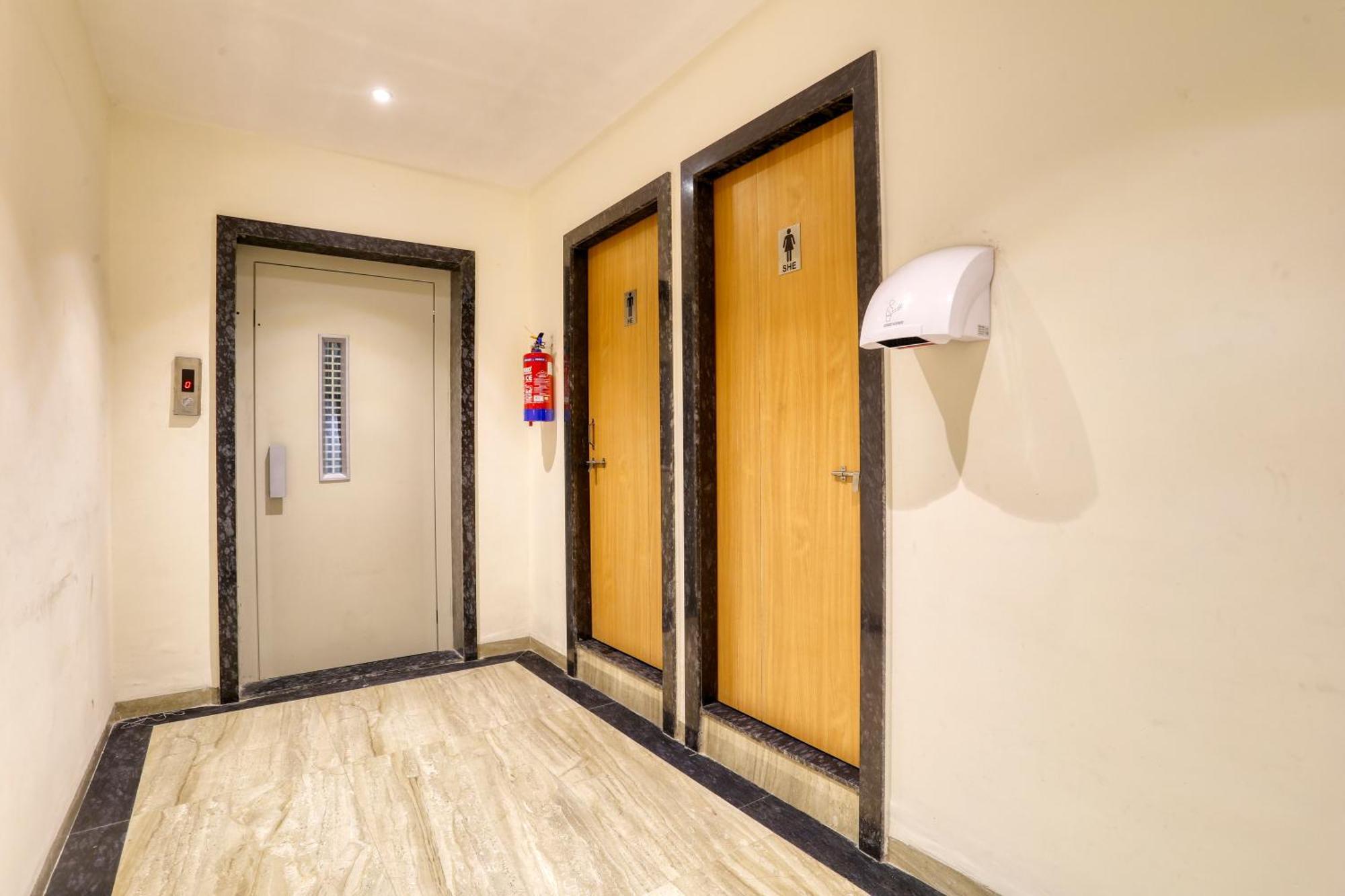 Soonstay Hotel Konark Indore Esterno foto