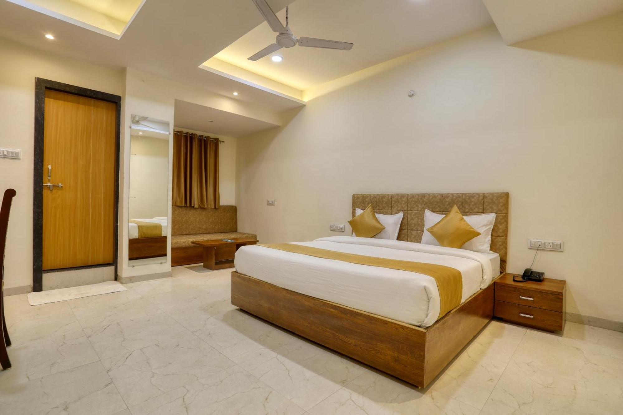 Soonstay Hotel Konark Indore Esterno foto